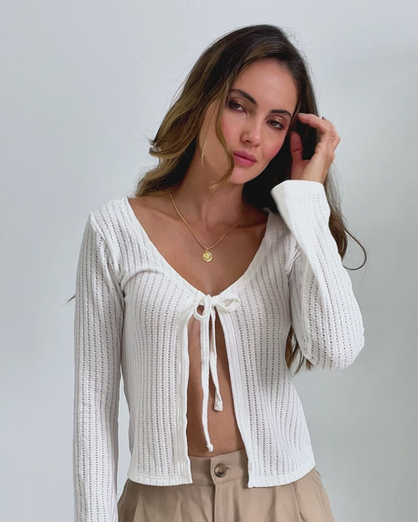 BLUSA SEMI AMPLIA MANGA LARGA BURNE